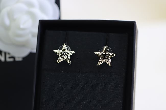 Chanel Golden Star Earrings - 1