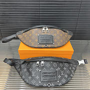 Louis Vuitton Bumbag -  28 x 17 cm - 1