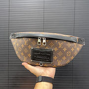 Louis Vuitton Bumbag -  28 x 17 cm - 2