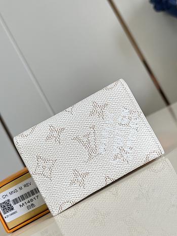 Louis Vuitton Small White monogram wallet - 10.5x8cm