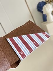 Louis Vuitton Brushed Monogram Multiple Wallet  - 4
