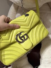 Gucci GG Marmont medium shoulder bag in bright green leather - 26x 15x 7cm - 4