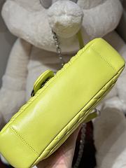 Gucci GG Marmont medium shoulder bag in bright green leather - 26x 15x 7cm - 3