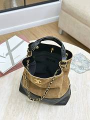 Chanel Small tote Suede calfskin, shiny lambskin - 33*29*11cm - 2