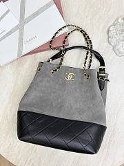	 Chanel Small tote grey Suede calfskin, shiny lambskin - 33*29*11cm - 4