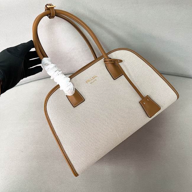 Prada Wicker And Linen Blend Tote Bag in Natural - 35*22.5*13cm - 1
