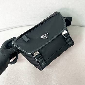 Prada Black Re-Nylon and Saffiano leather shoulder bag - 22.5*18*10cm