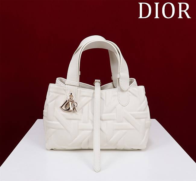Dior Toujours White Bag - 23 × 15 × 15cm - 1